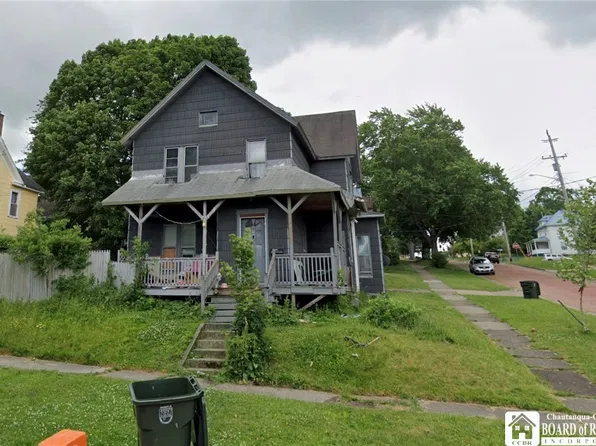 511 W 7th St, Jamestown, NY 14701