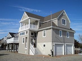 2nd image of 1050 Long Beach Blvd #A