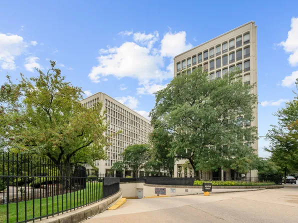 1451 E 55th St APT 225N, Chicago, IL 60615