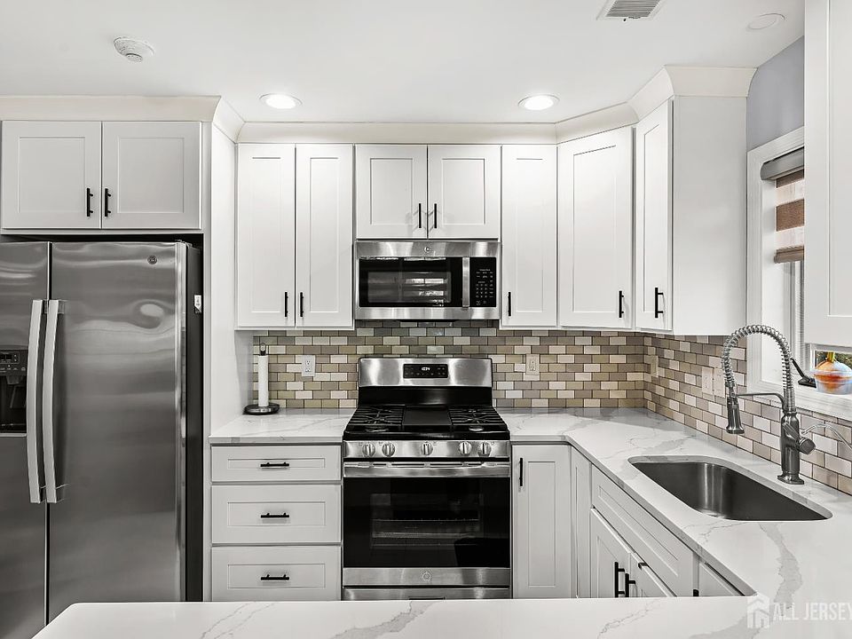 1st image of 53 Winthrop Rd #G