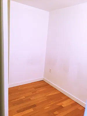 Rented by EXR | media 49