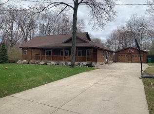 6028 Eberhart Ave, Harrison, MI 48625