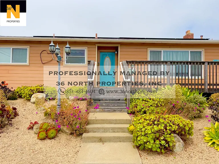 3219 Vista Del Camino — Photo 1