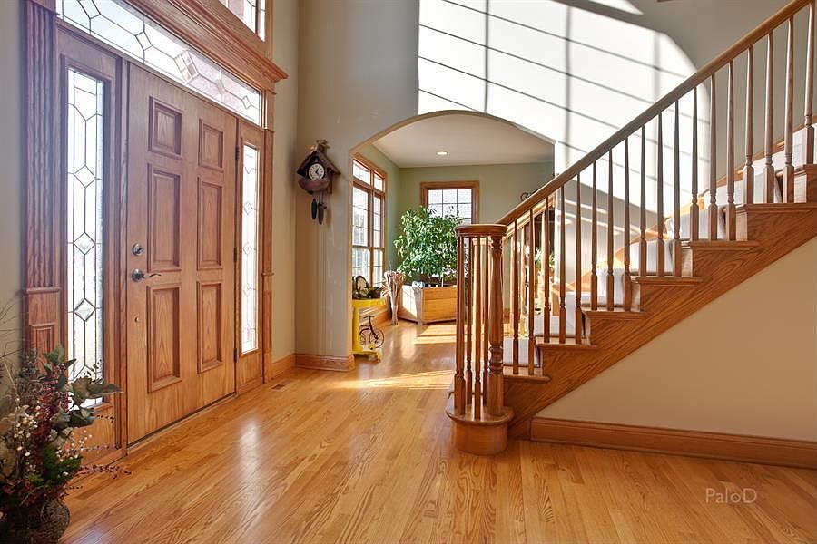 1st image of 43 Park View Ln