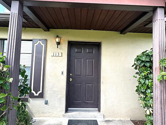 2nd image of 113 Louisiana Ave