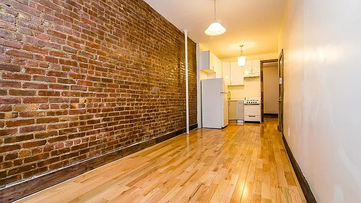 Rented by Nooklyn NYC LLC | media 28