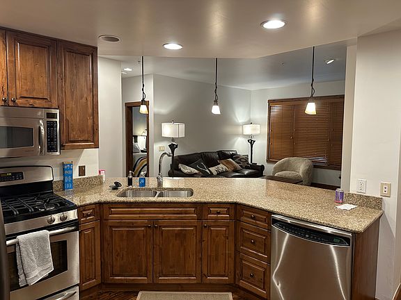 5th image of 6007 Saint Moritz Dr APT I