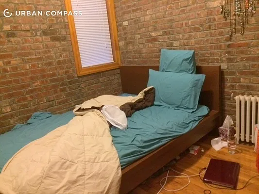 Rented by Compass | media 7