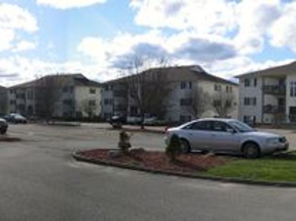 10 Village Dr #50