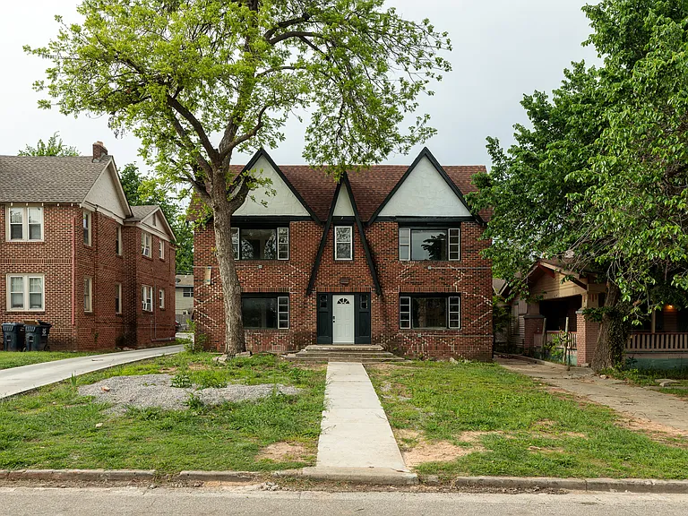 420 NW 26th St #2 — Photo 17