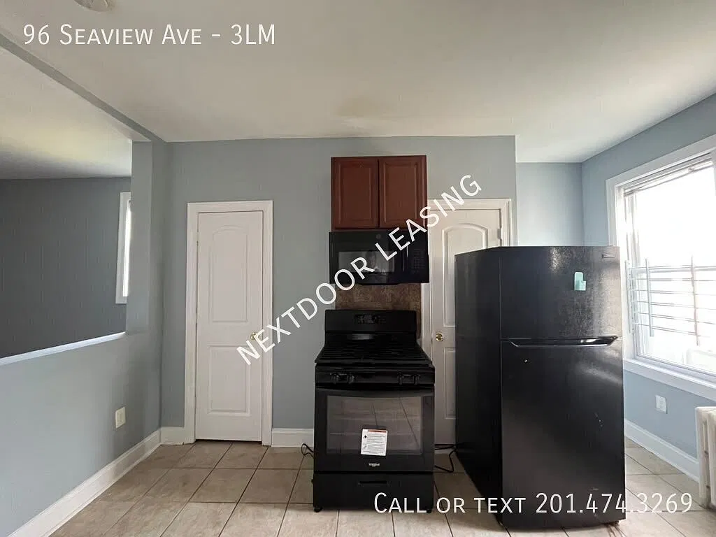 96 Seaview Ave — Photo 3
