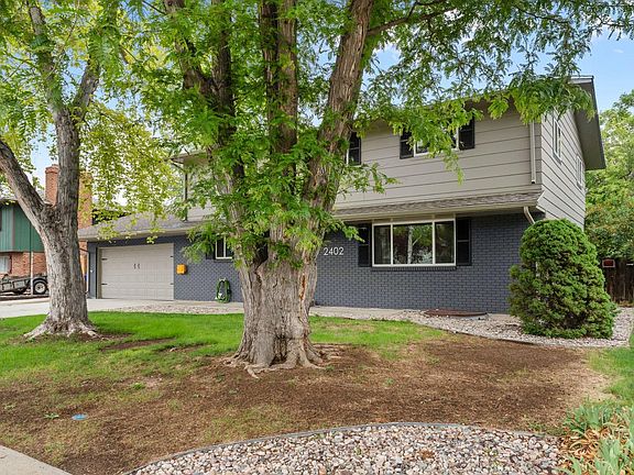 4th image of 2402 N Estrella Ave