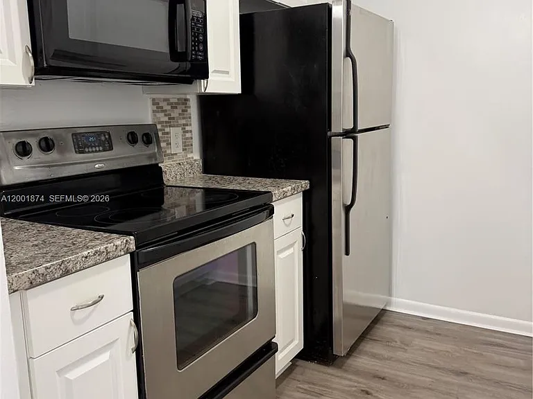 800 SW 131st Ave #311F — Photo 1