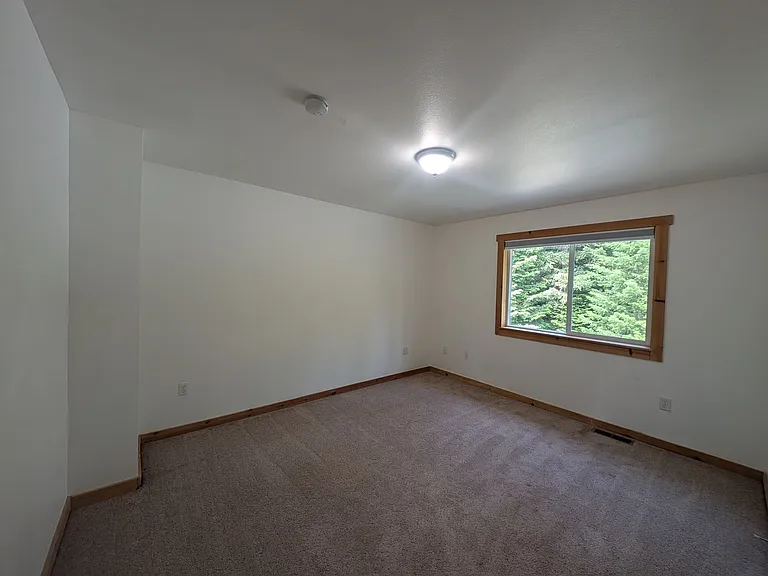 81 Moose Jaw Ln — Photo 30