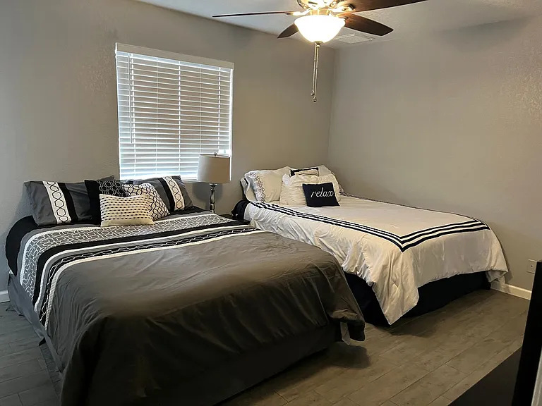 131 Voyager Ln — Photo 17