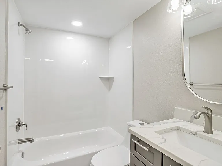 4371 / 4365 S Fairbourne Ave — Photo 19