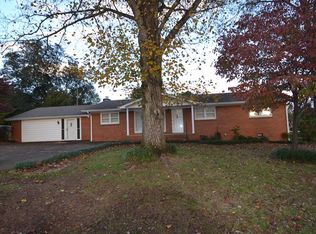 2206 Belview Rd, Florence, AL 35630