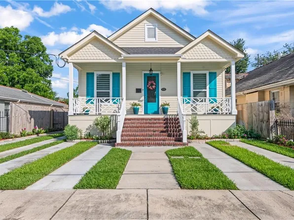 2828 Mistletoe St, New Orleans, LA 70118