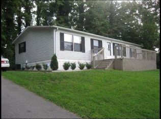 1132 Mabry Hood Rd, Knoxville, TN 37932