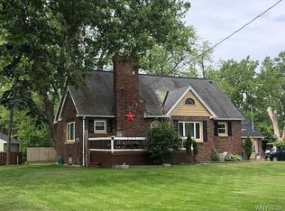 1543 Orchard Park Rd, Buffalo, NY 14224