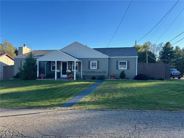 107 Victory Pl, Marietta, OH 45750