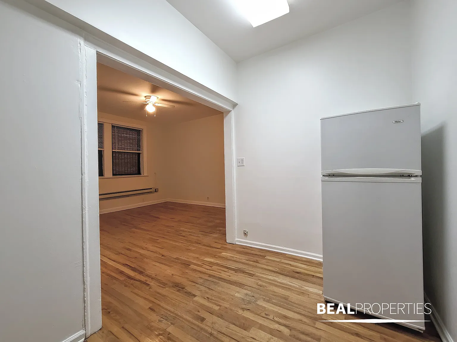 540 W. Wellington — Photo 2