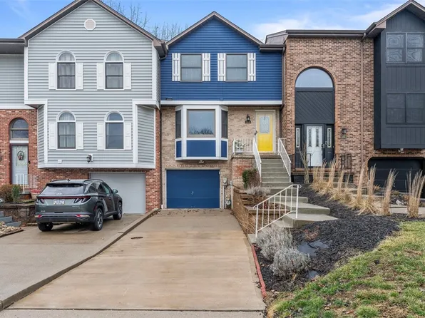 504 Canterbury Dr, Coraopolis, PA 15108
