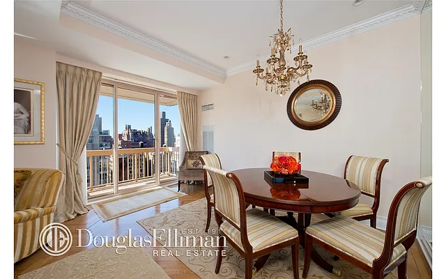 Sold by Douglas Elliman | media 22