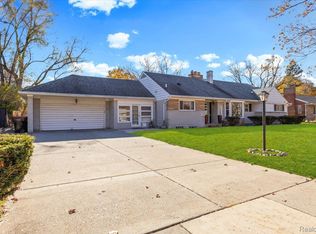 18131 Magnolia Ave, Southfield, MI 48075