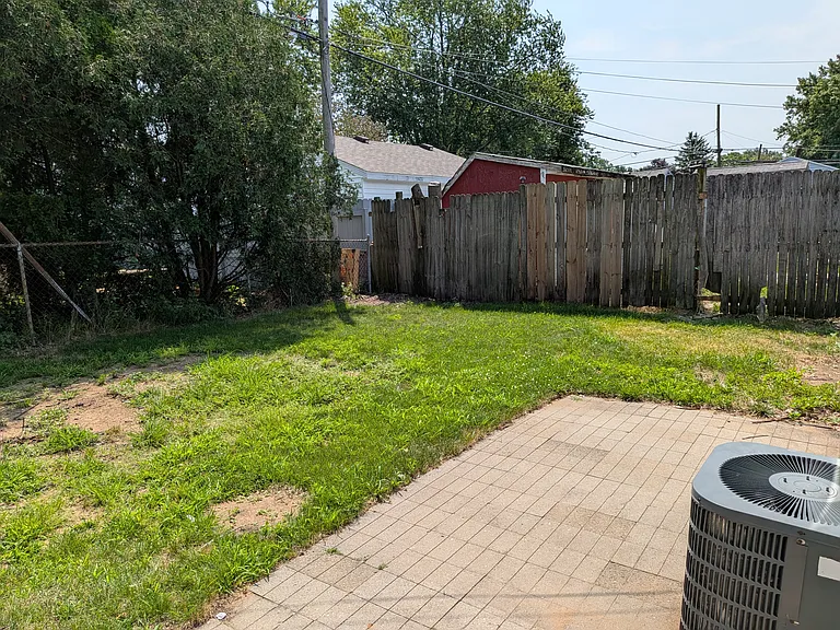 5548 Steffens Ave — Photo 16
