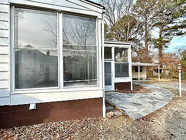 1208 Stewart Dr — Photo 35
