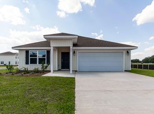 283 Staggerbush St, Freeport, FL 32439