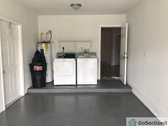 5th image of 533 NW 14th St