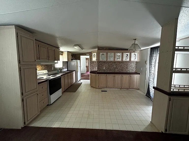 2444 Spooner Quarter Rd — Photo 19