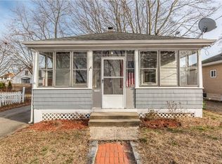 14 Fuller St, Warwick, RI 02889