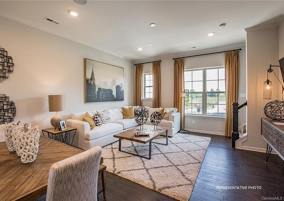 1st image of 7906 Denmark St #228
