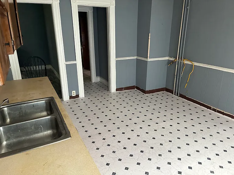 41 Rose St #1 — Photo 4