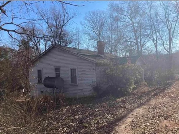 170 Railroad St, Liberty, SC 29657