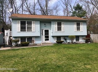 4 Mockingbird Ln, Queensbury, NY 12804