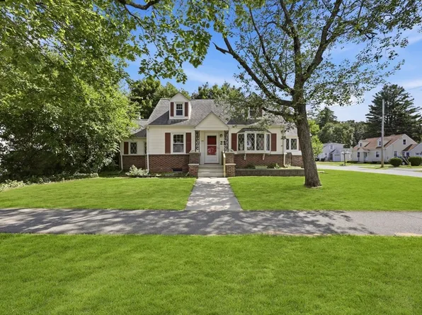22 Dartmouth St, South Hadley, MA 01075