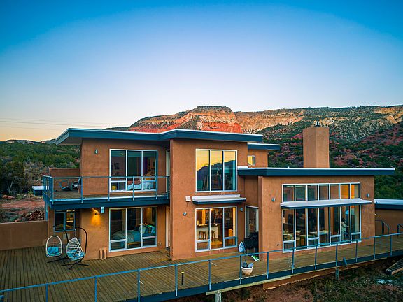 3rd image of 1111 Madrid Rd