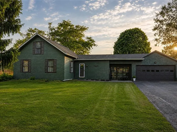 4294 Bethel New Wilmington Rd, New Wilmington, PA 16142