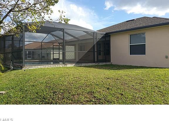 4th image of 1025 NE 18th Ter