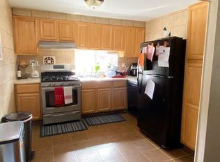 2663 Tremont St FLOOR 2, Philadelphia, PA 19152
