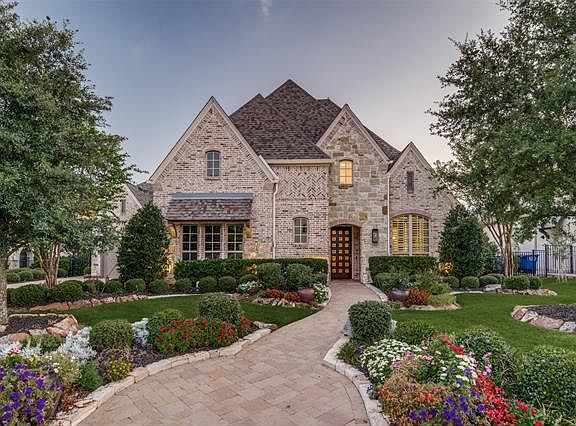 3rd image of 2910 Gentle Creek Trl