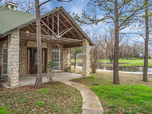 2nd image of 1155 River Oak Dr