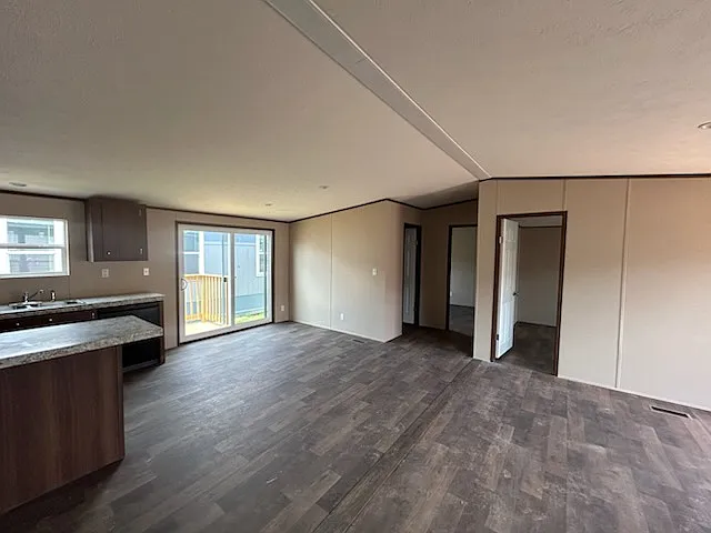3 bed, 1493 sqft, $1,150 — Photo 4