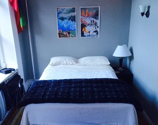 Rented by Easy Rental LLC | media 33