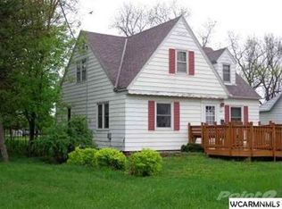439 5th St SW, Wells, MN 56097