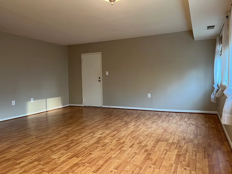 3300 S 28th St #401 — Photo 3